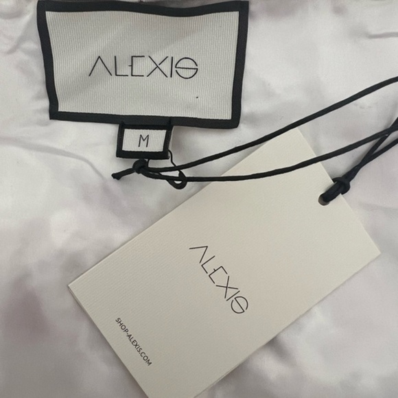 Alexis size M white and red crochet lace off the shoulder top - Picture 5 of 7